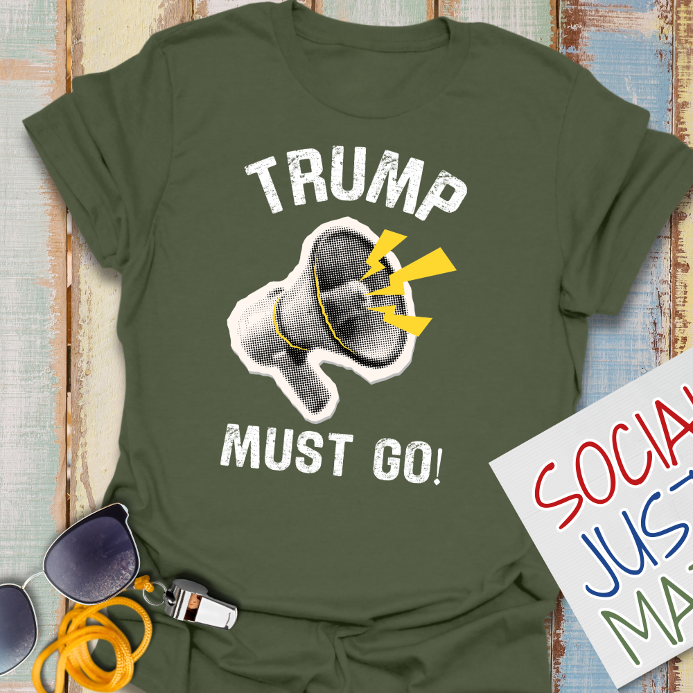 Megaphone "Trump Must Go" - Unisex Softstyle T-Shirt
