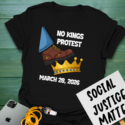 Stompin' Crowns - No Kings March - Unisex Softstyle T-Shirt